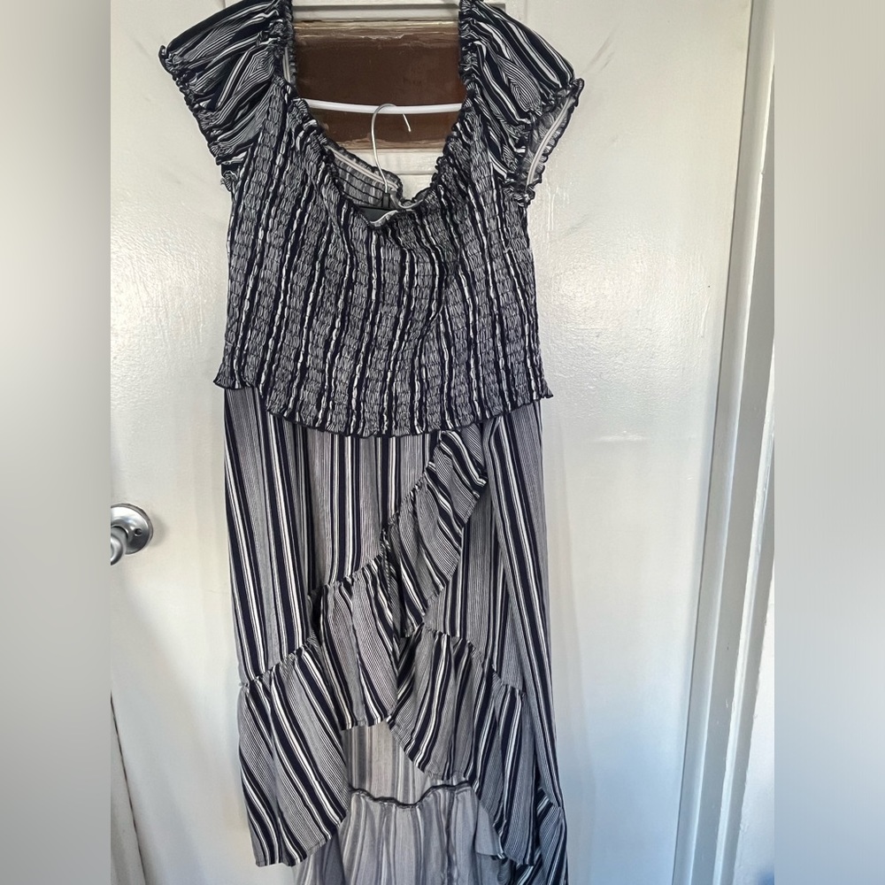 🎄 Buy 1, Get 🎄 NWOT 2 Piece outfit